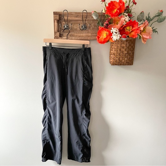 Athleta joggers - Picture 1 of 9